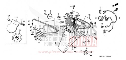FEUX COMBINES ARRIERE SJ50X de 1999